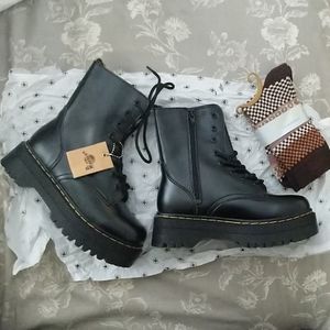 NWT Dr. Martens Jadon Platform Boot | Black🕷️